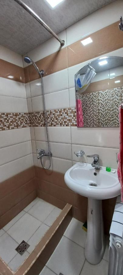 Dream House & Hostel Sevan Luaran gambar